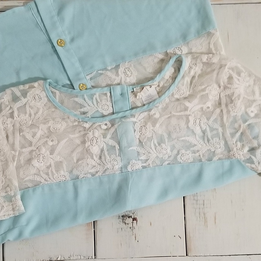 One Clothing Solid & Lace Blouse